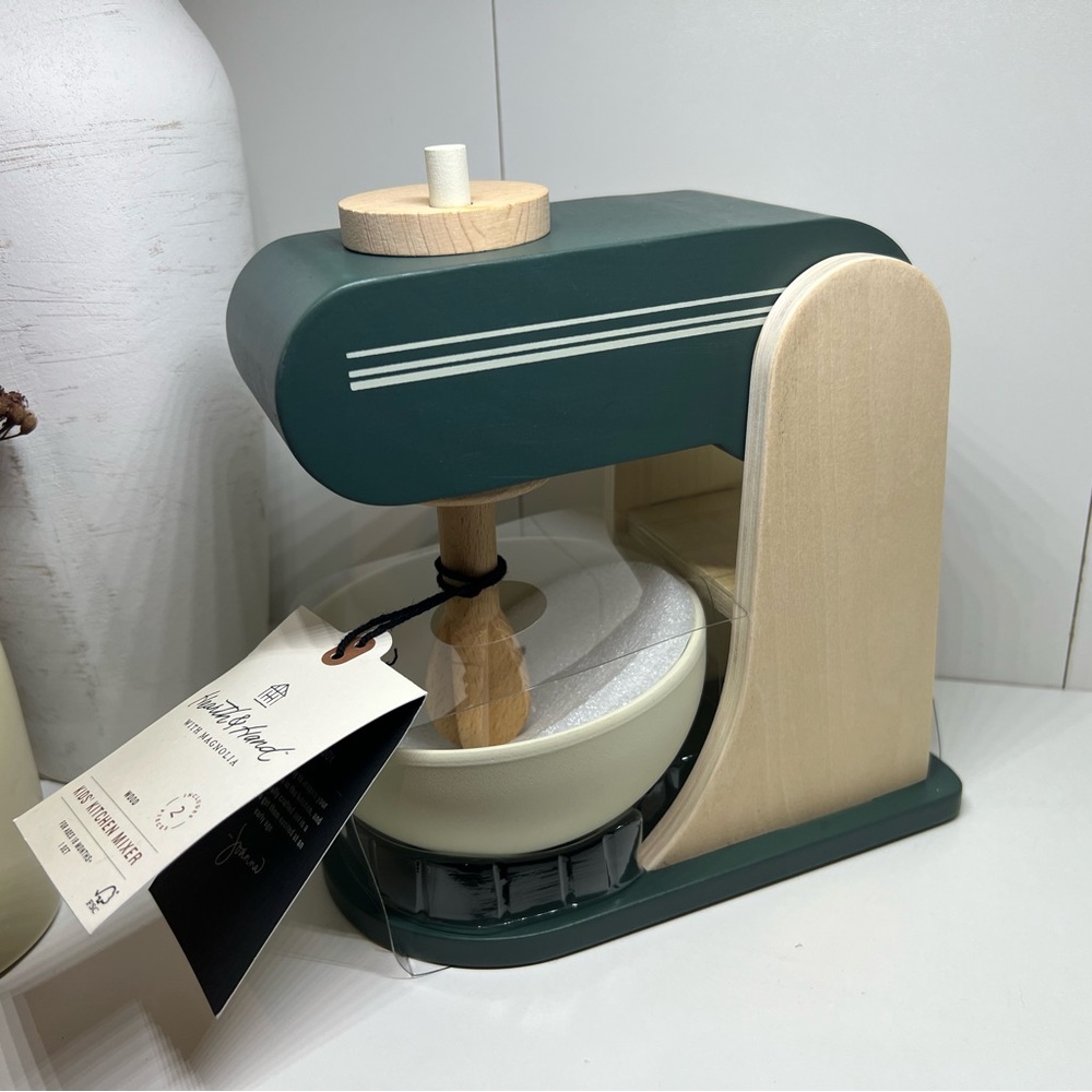 LAST ONE - NEW Hearth & Hand Kids Kitchen Mixer - With Magnolia - Picture 2 of 7